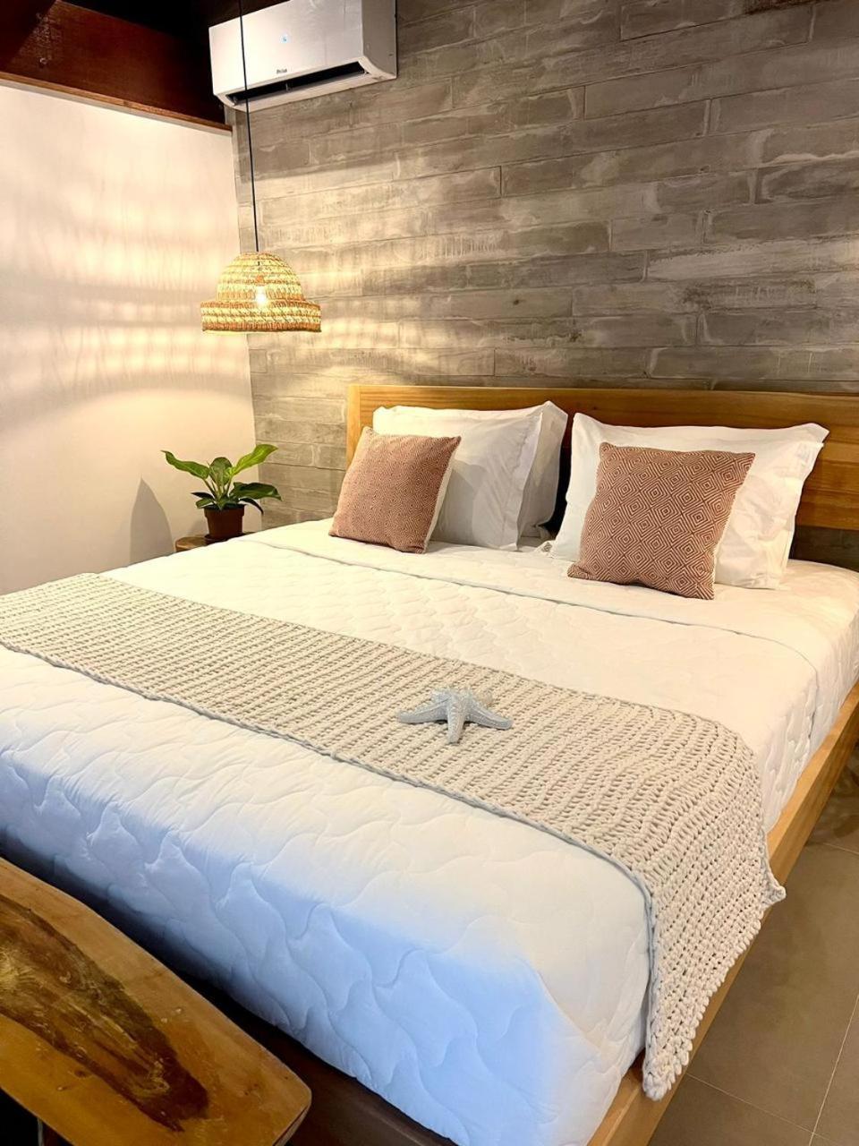 Yba Casa Hotel Ilha Do Mel Paranagua Ngoại thất bức ảnh